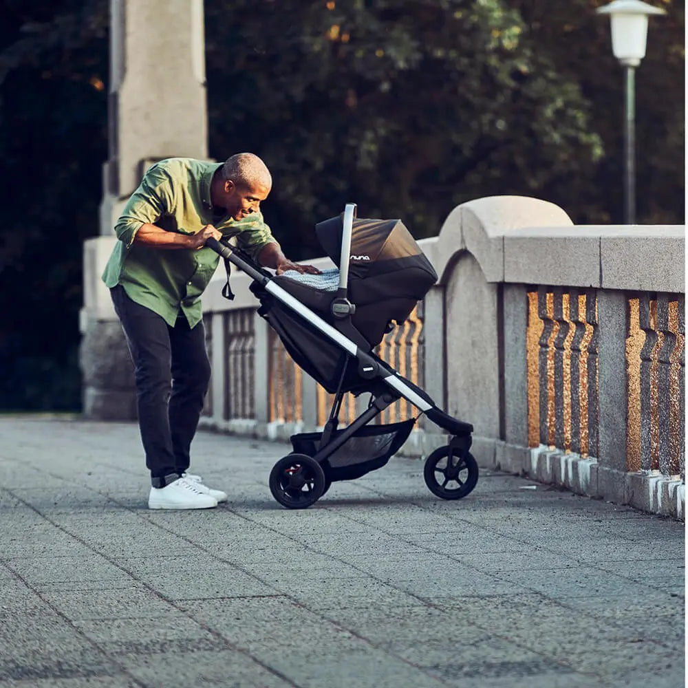 Thule Spring Car Seat Adaptor