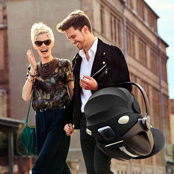 Cybex Cloud Q Capsule and Base-Car Safety - Capsules (0-12Mts)-Baby Little Planet