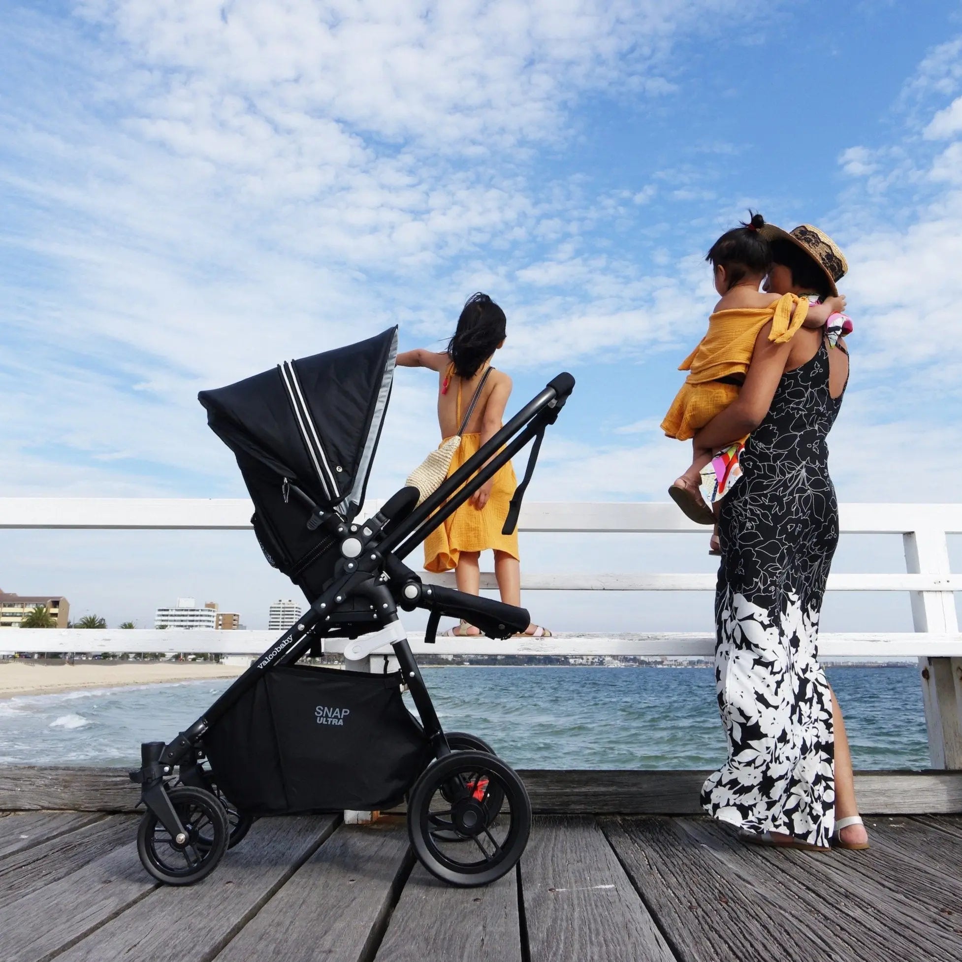Valco Baby Snap Ultra Stroller - Coal Black-Baby Little Planet